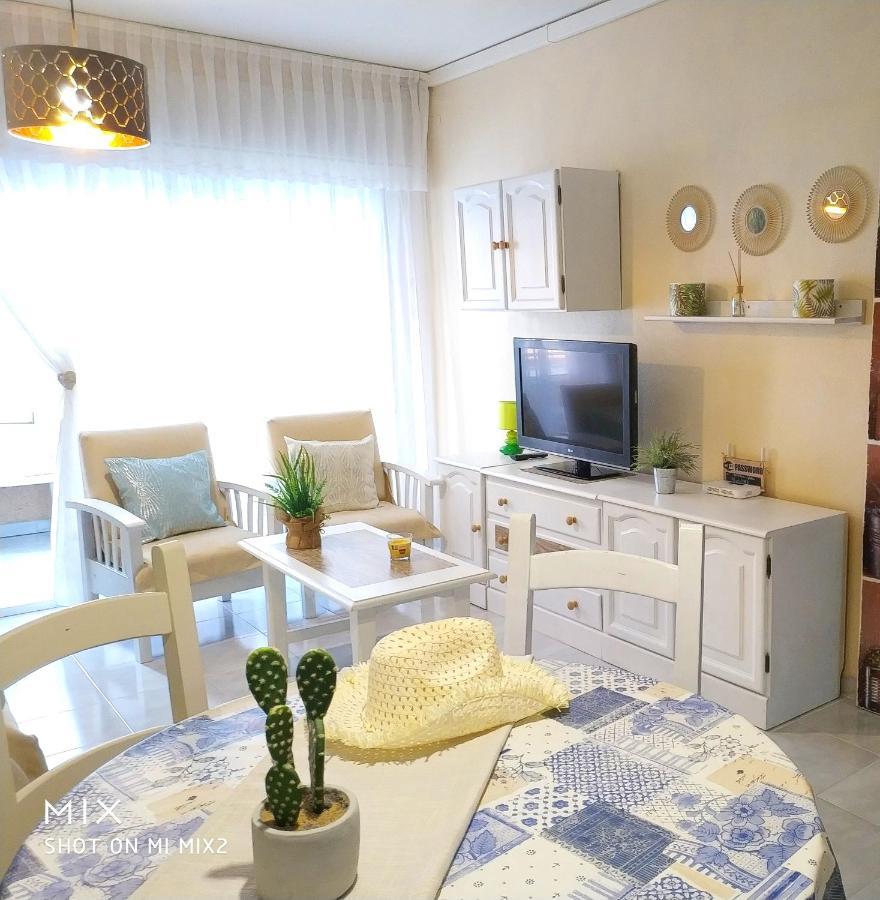 Pink Catia Coqueto Piso Playa Del Cura Apartman Torrevieja Kültér fotó