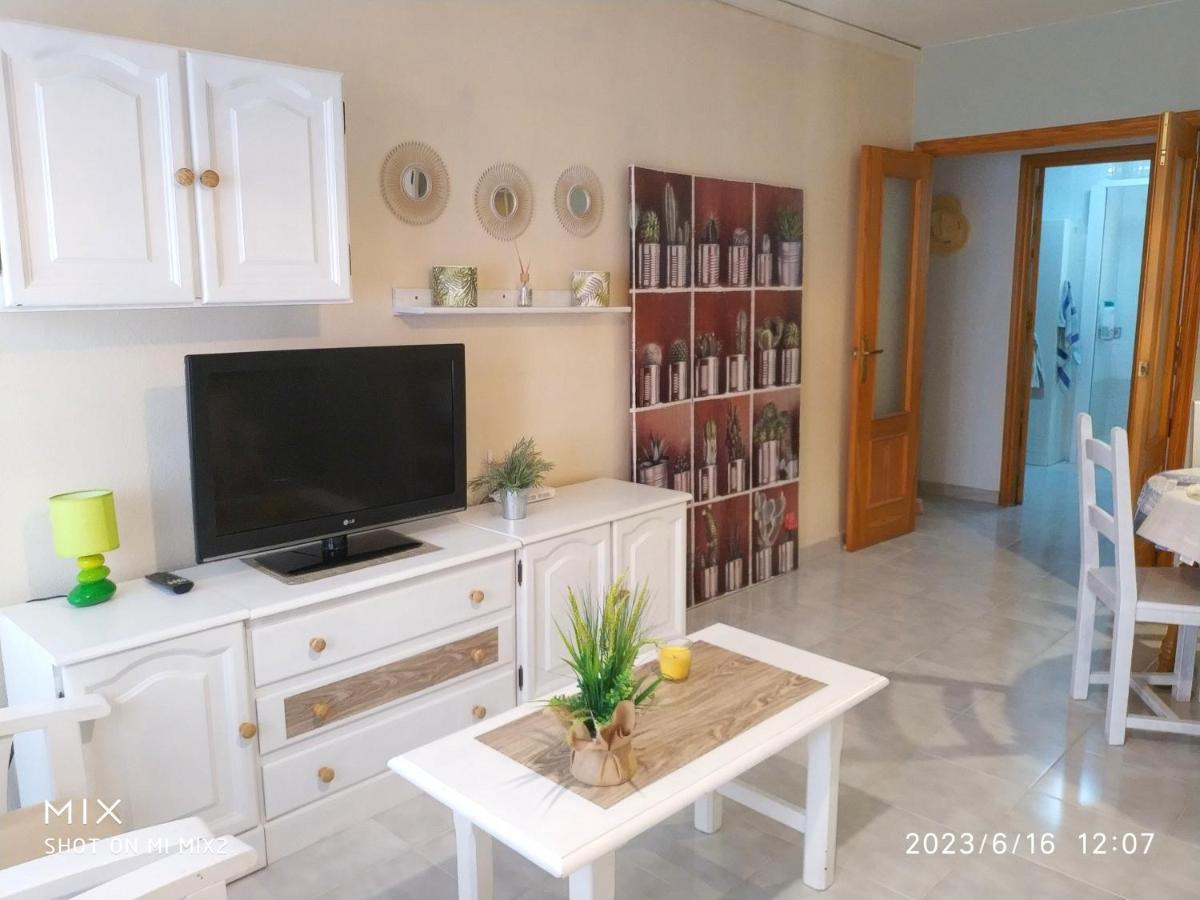 Pink Catia Coqueto Piso Playa Del Cura Apartman Torrevieja Kültér fotó